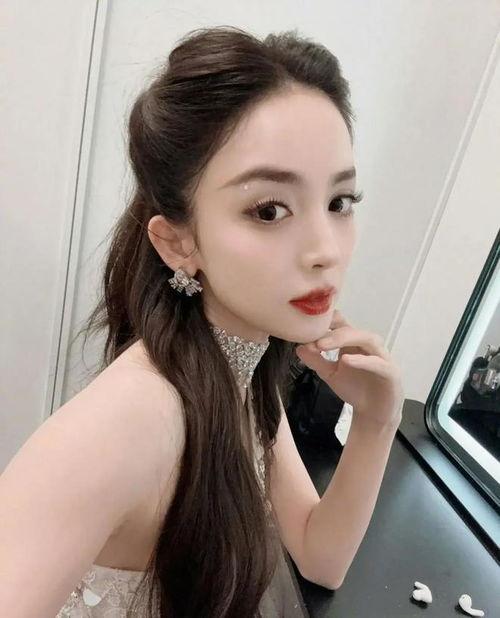 吃瓜娱乐八卦直播间,吃瓜娱乐八卦背后的故事